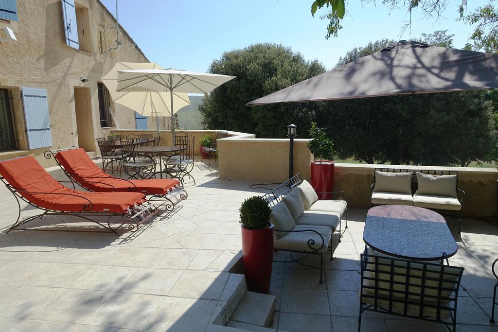 Bed and Breakfast Le Grand Saint Paul Rognes Exterior foto